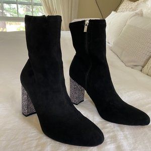 Jewel Badgley Mischka Jovanna Glitter Block Heel Bootie
